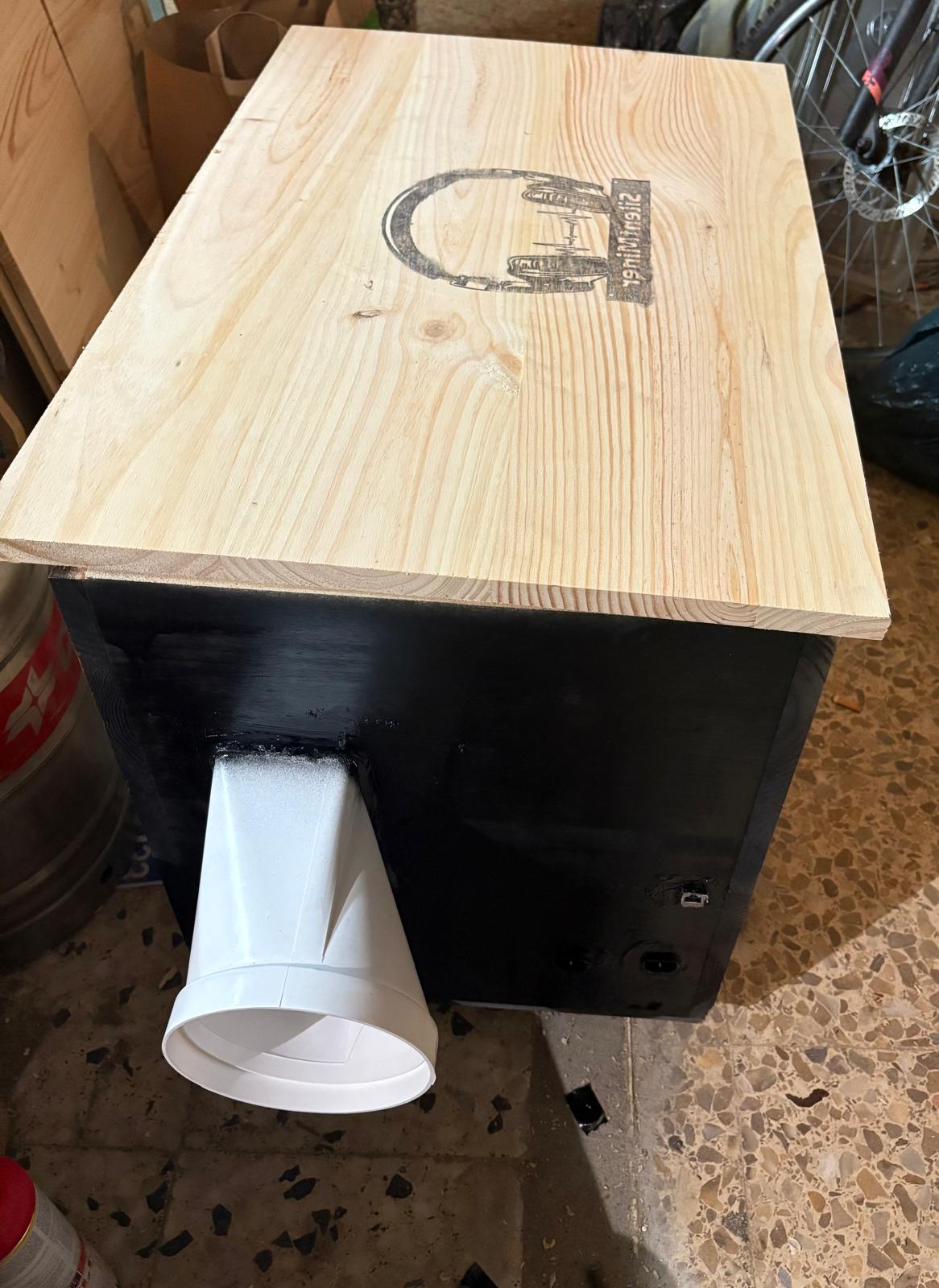 cajon silenciador antminer