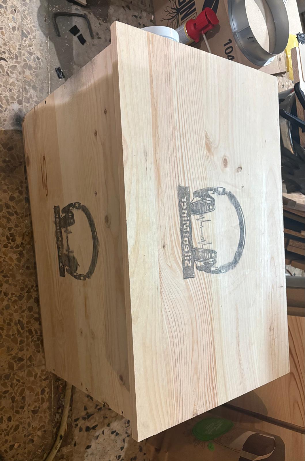 cajon silenciador antminer