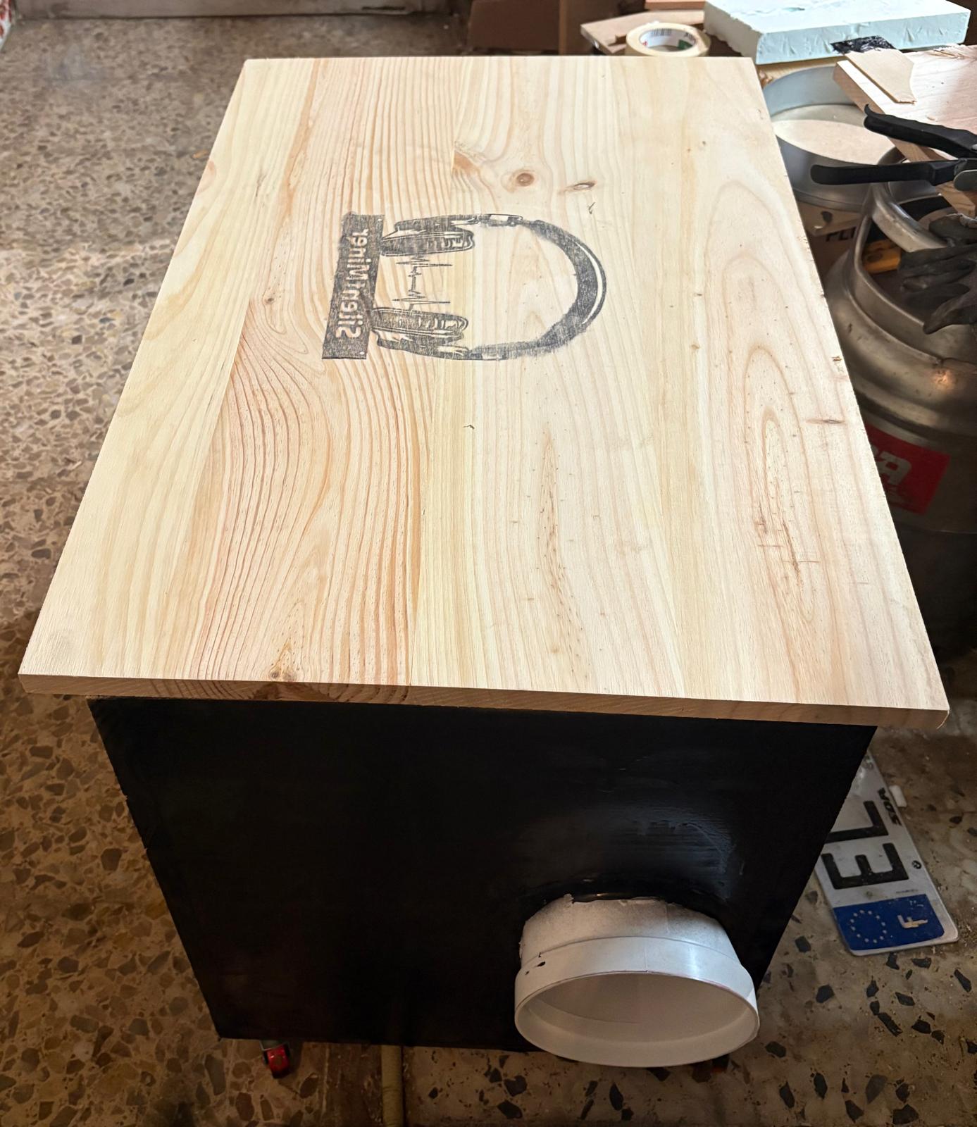 cajon silenciador antminer